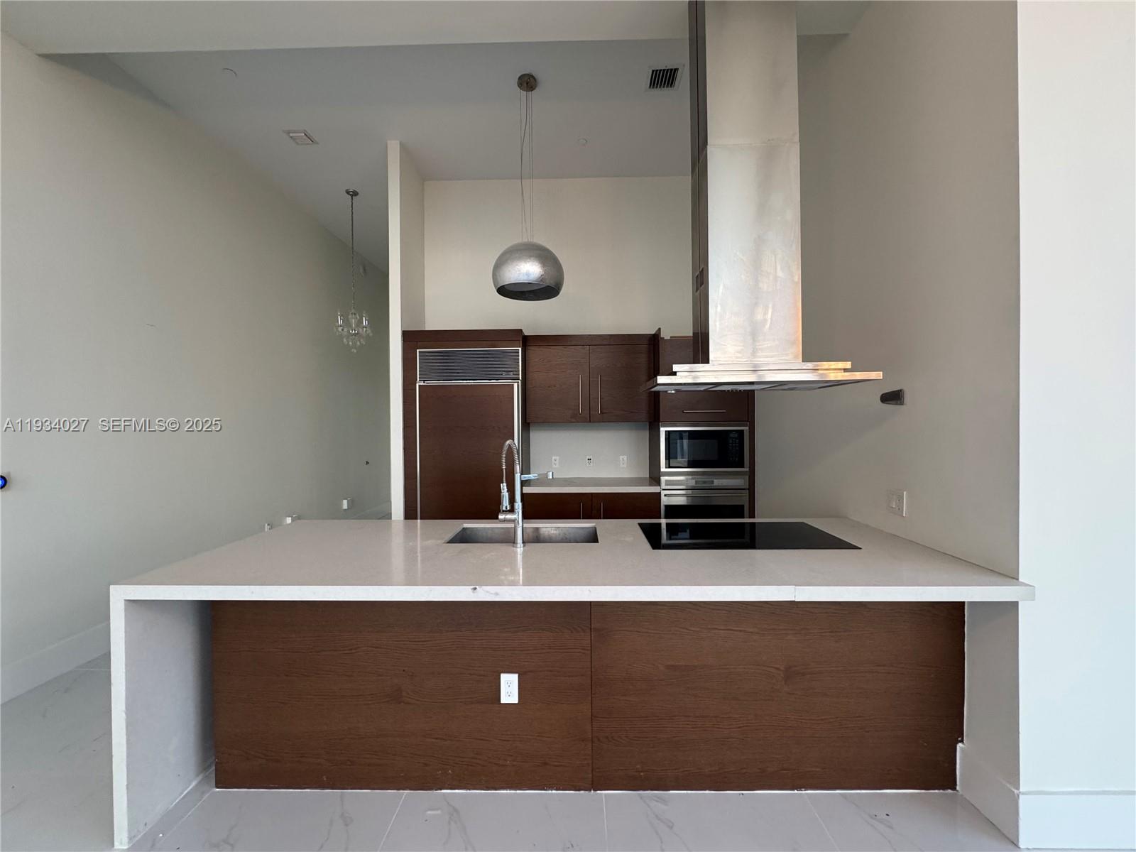 image Icon Brickell II15