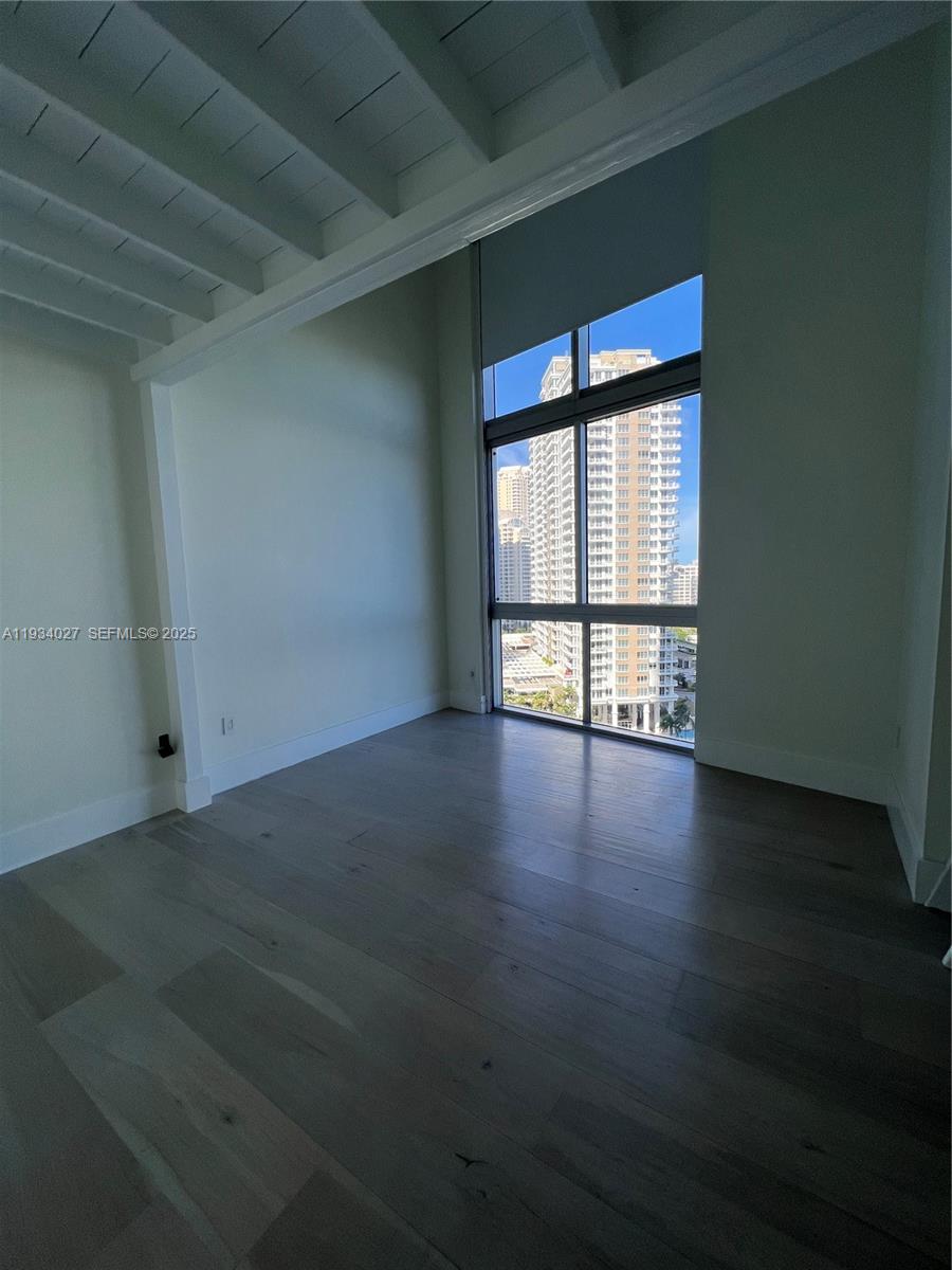 image Icon Brickell II31