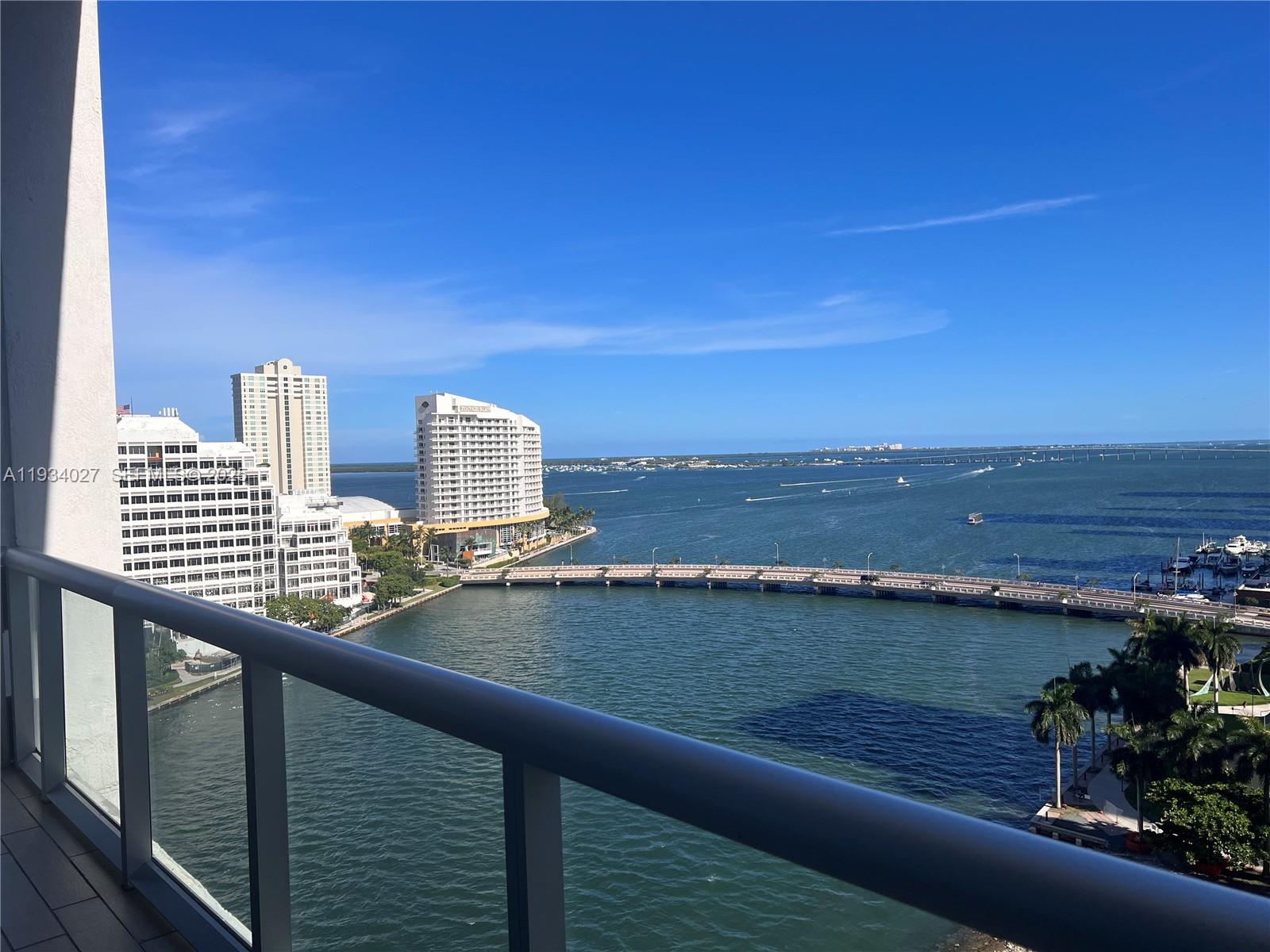 image Icon Brickell II43