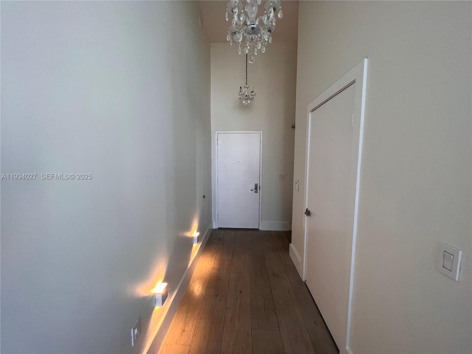 image Icon Brickell II50