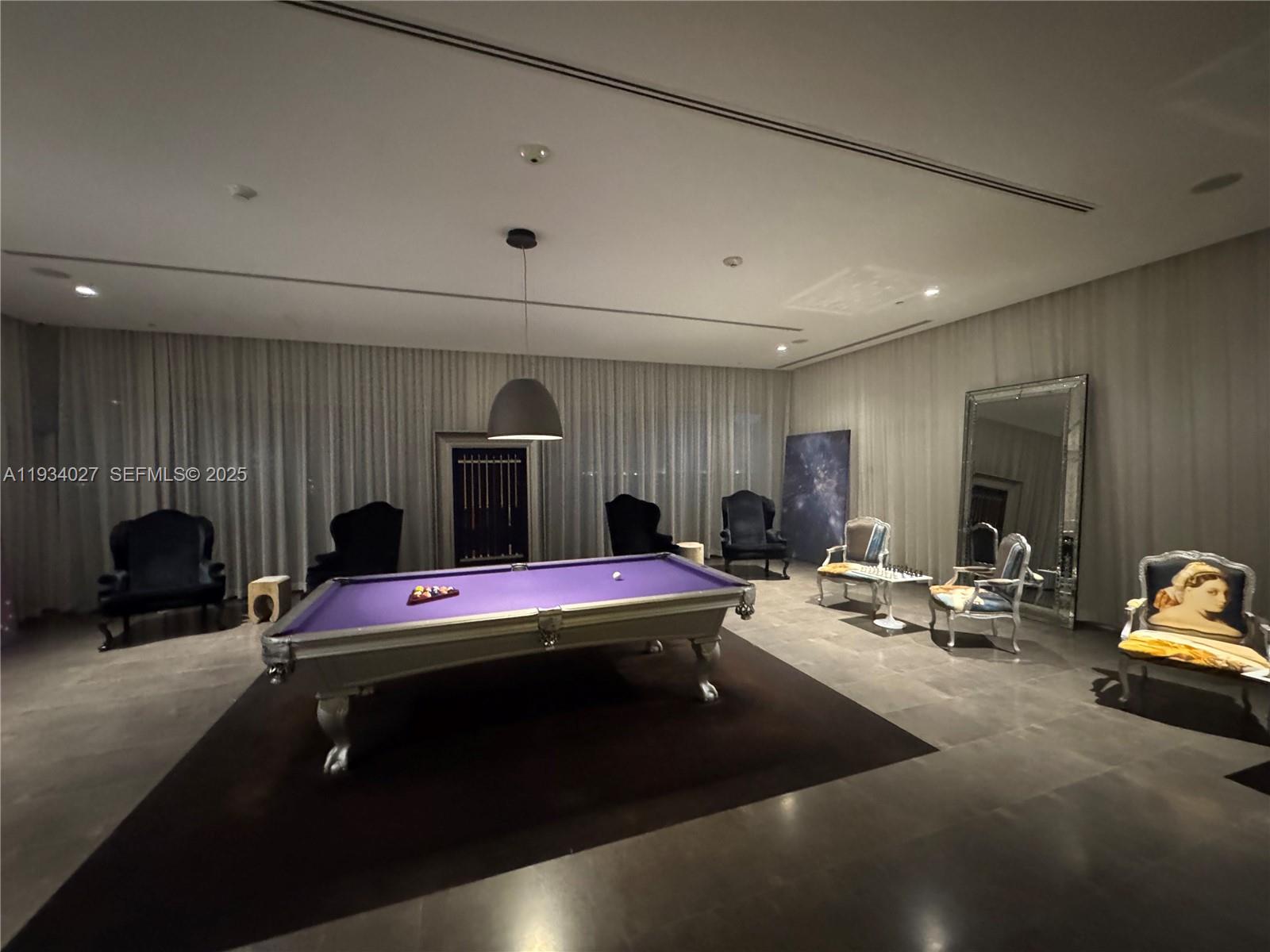 image Icon Brickell II62