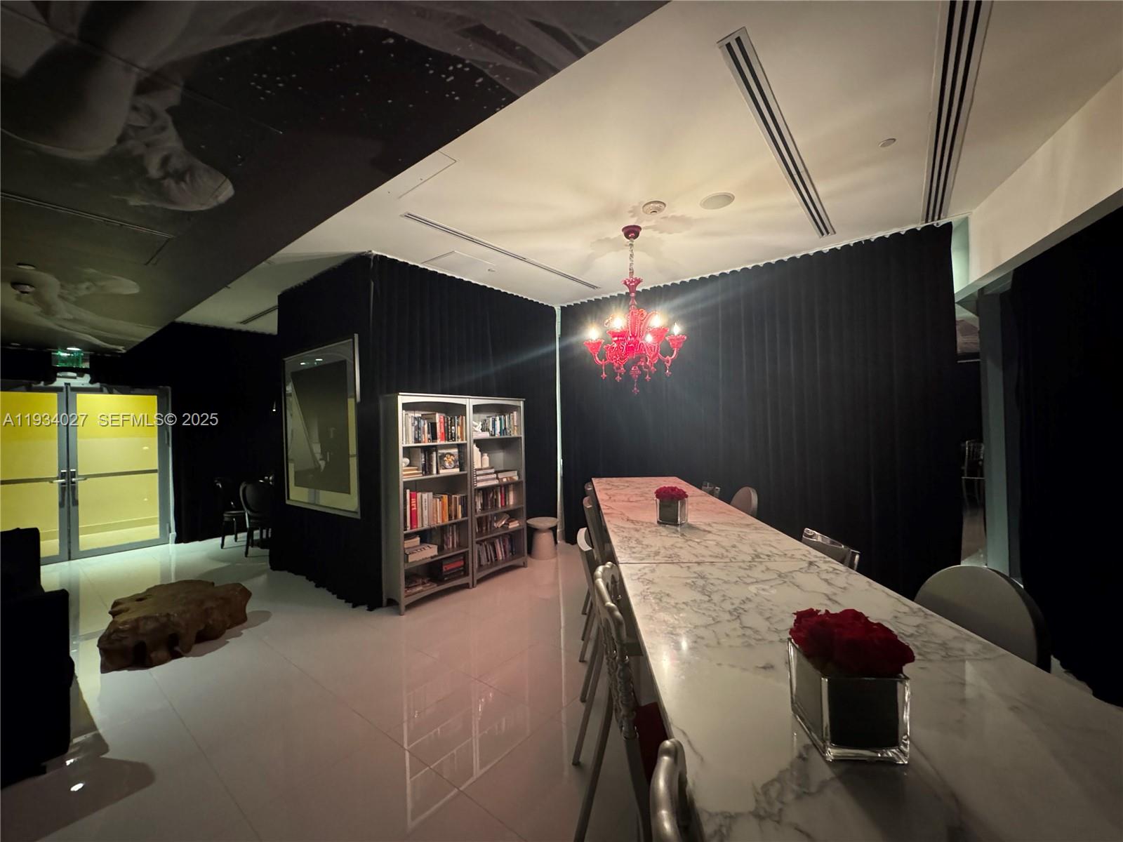 image Icon Brickell II65