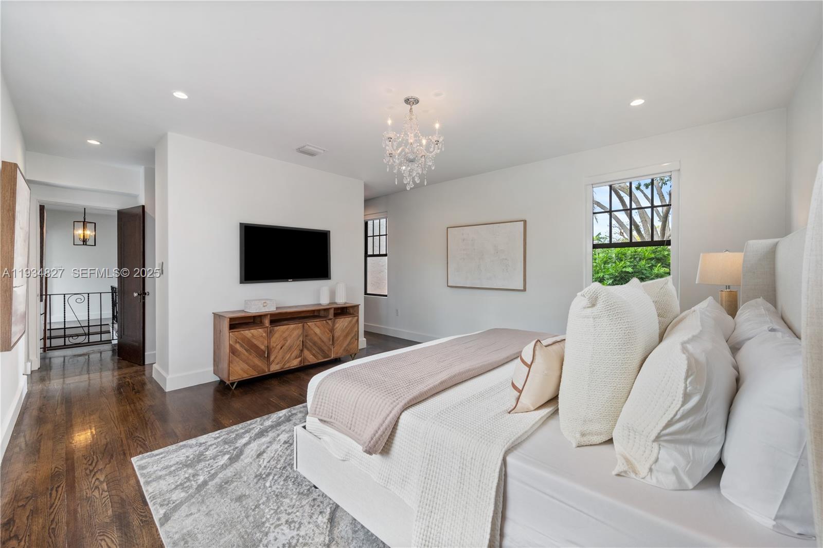 628 NE 59th St Miami, FL 33137