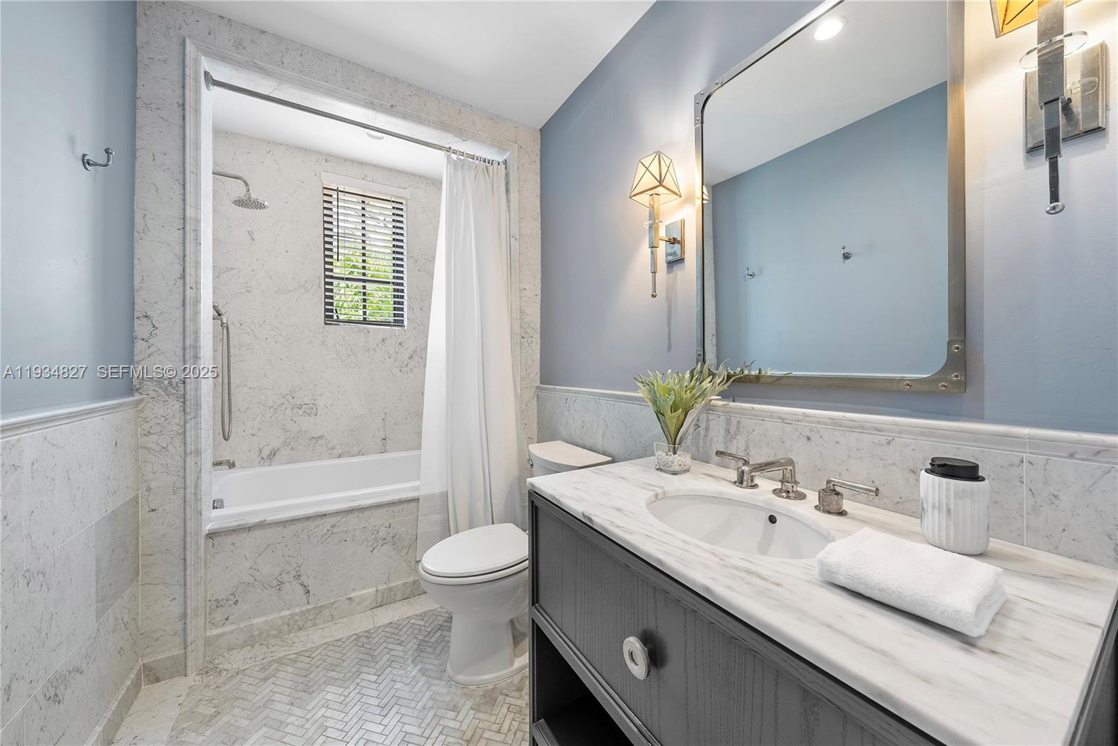 628 NE 59th St Miami, FL 33137