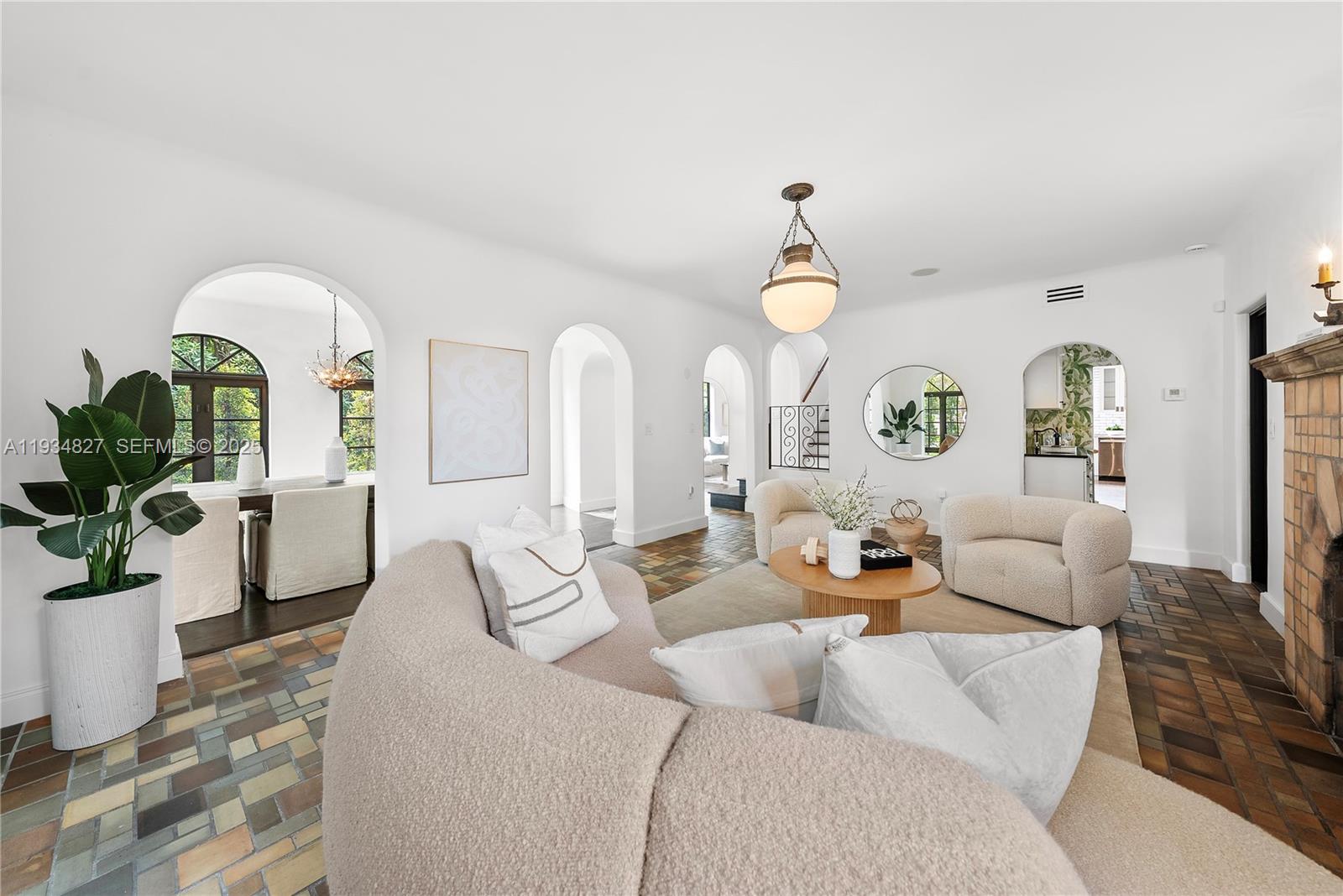 628 NE 59th St Miami, FL 33137