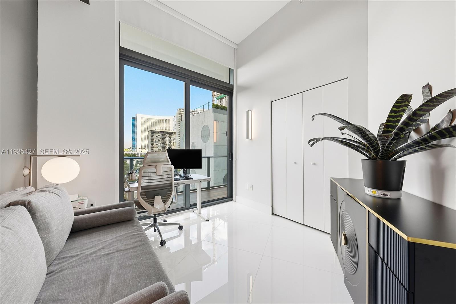 501 NE 31st St #401 Miami, FL 33137