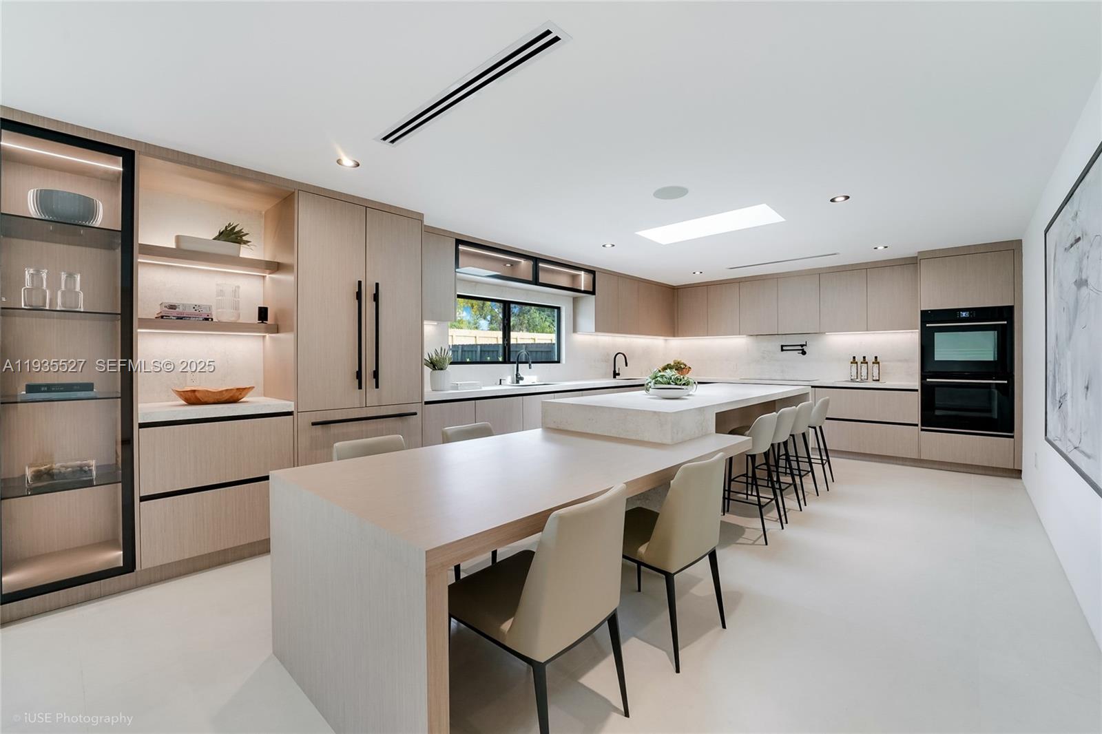 21480 Highland Lks Blvd #21480 Miami, FL 33179