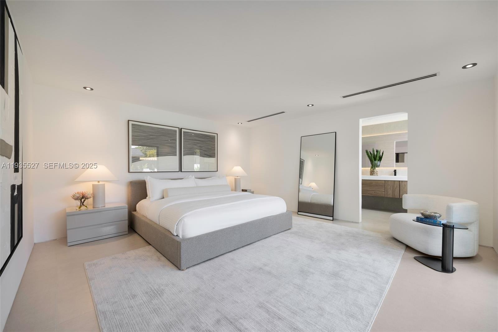 21480 Highland Lks Blvd #21480 Miami, FL 33179