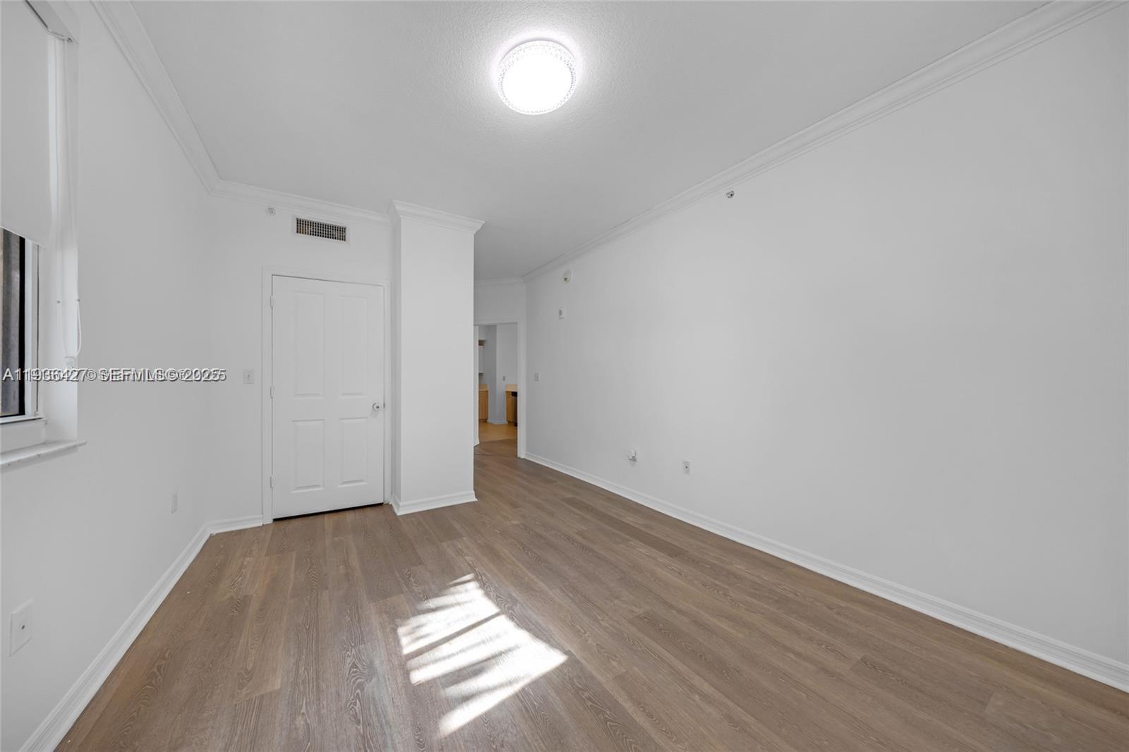 9172 Collins Ave #212 Surfside, FL 33154