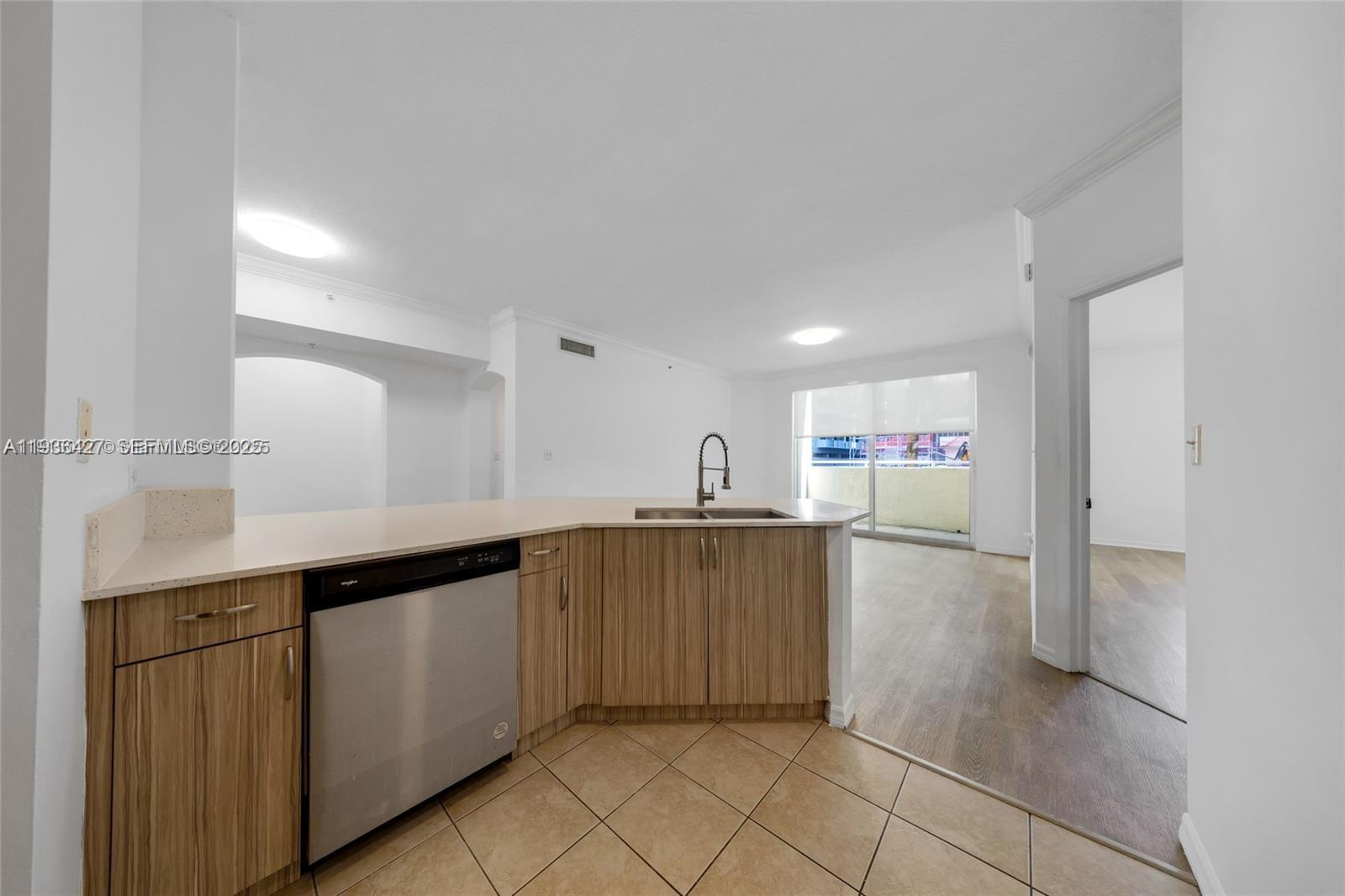 9172 Collins Ave #212 Surfside, FL 33154