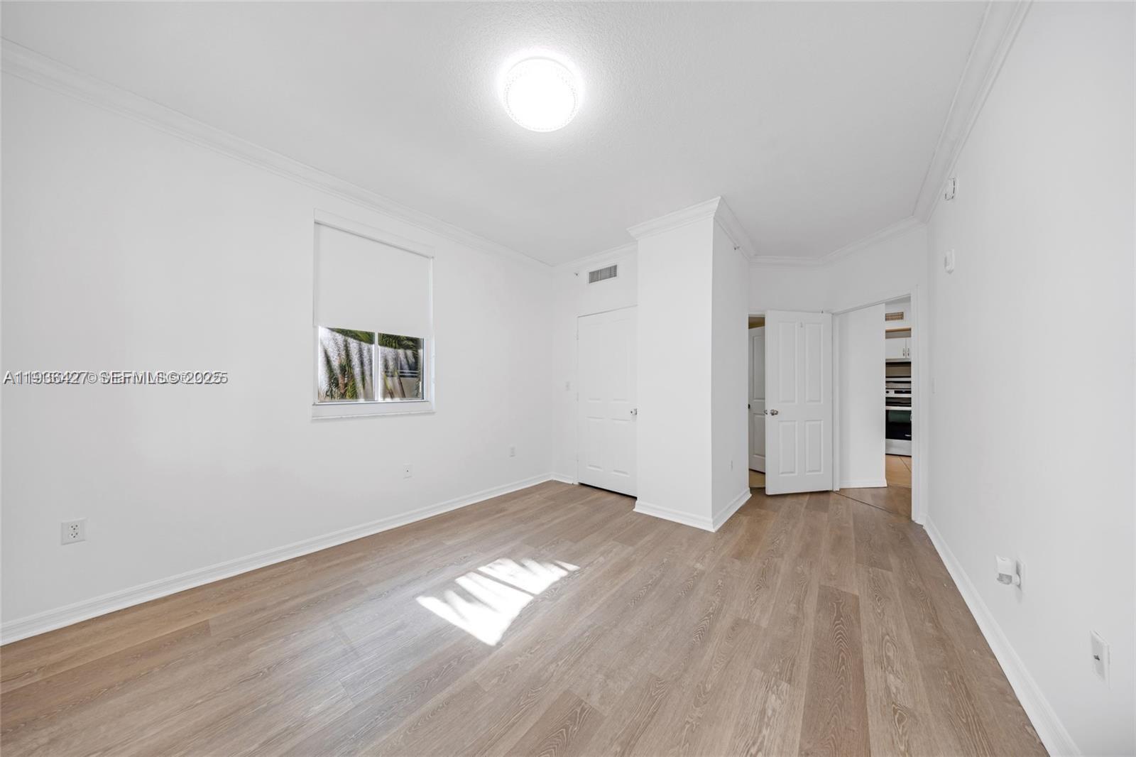 9172 Collins Ave #212 Surfside, FL 33154