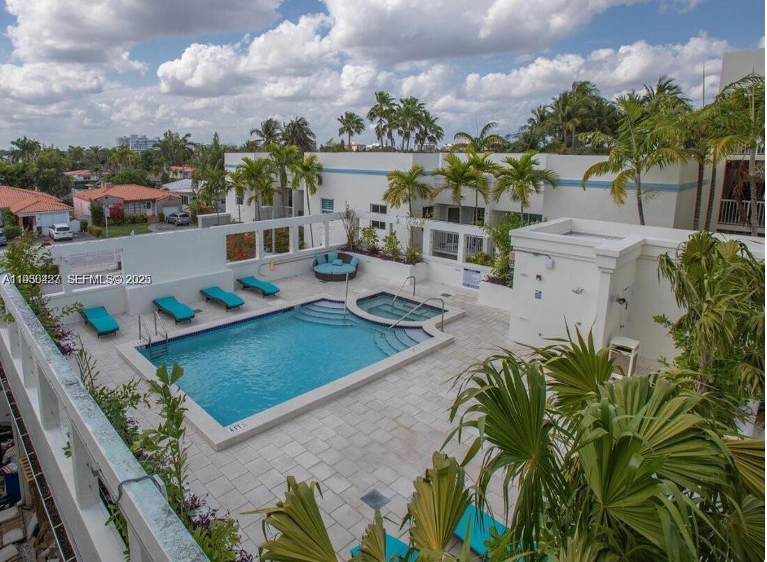 9172 Collins Ave #212 Surfside, FL 33154