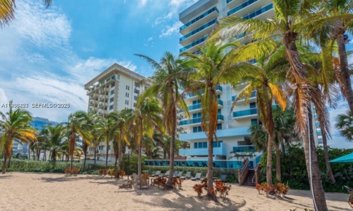 9172 Collins Ave #212 Surfside, FL 33154