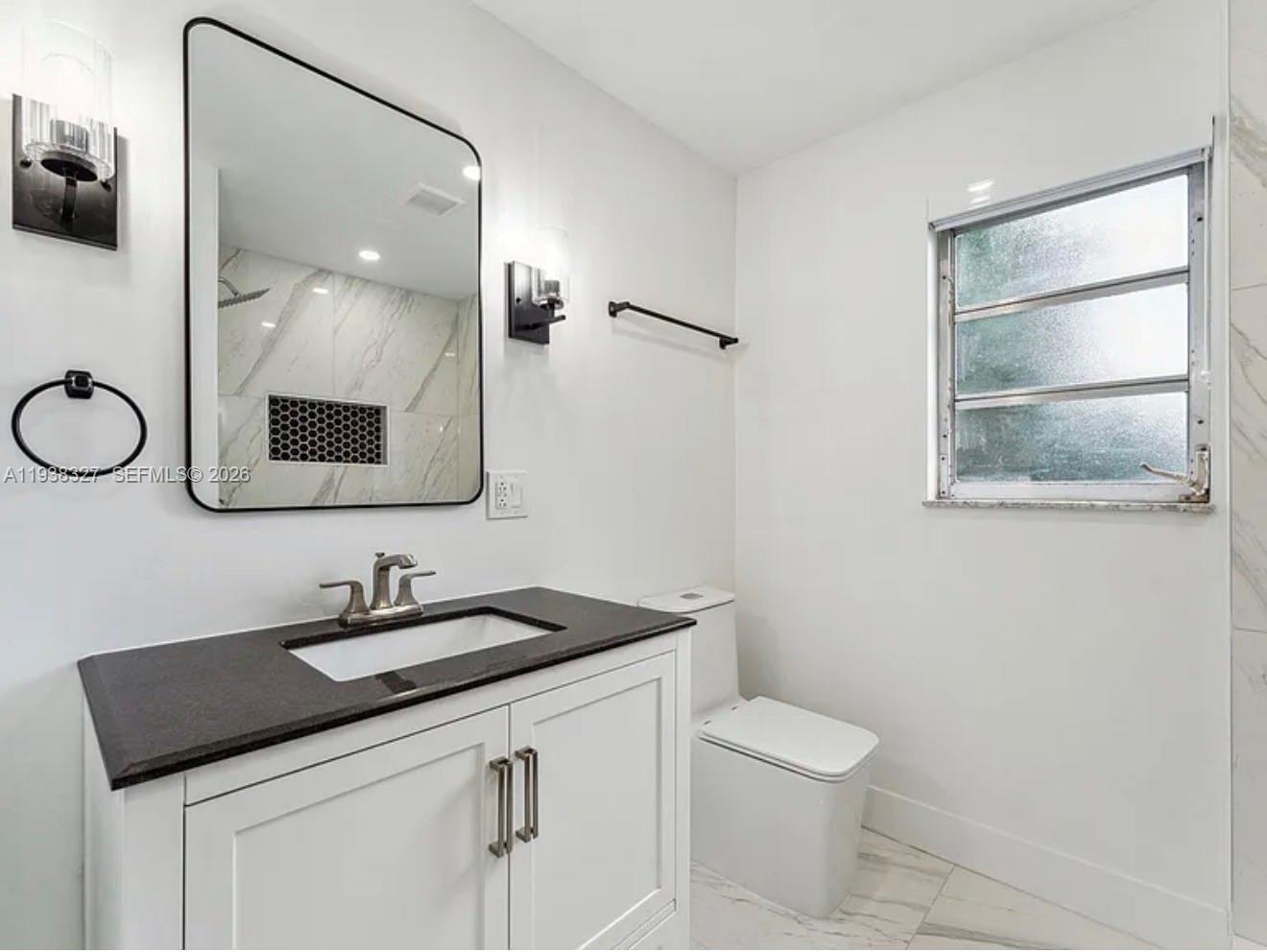 6800 SW 10th Ct Pembroke Pines, FL 33023