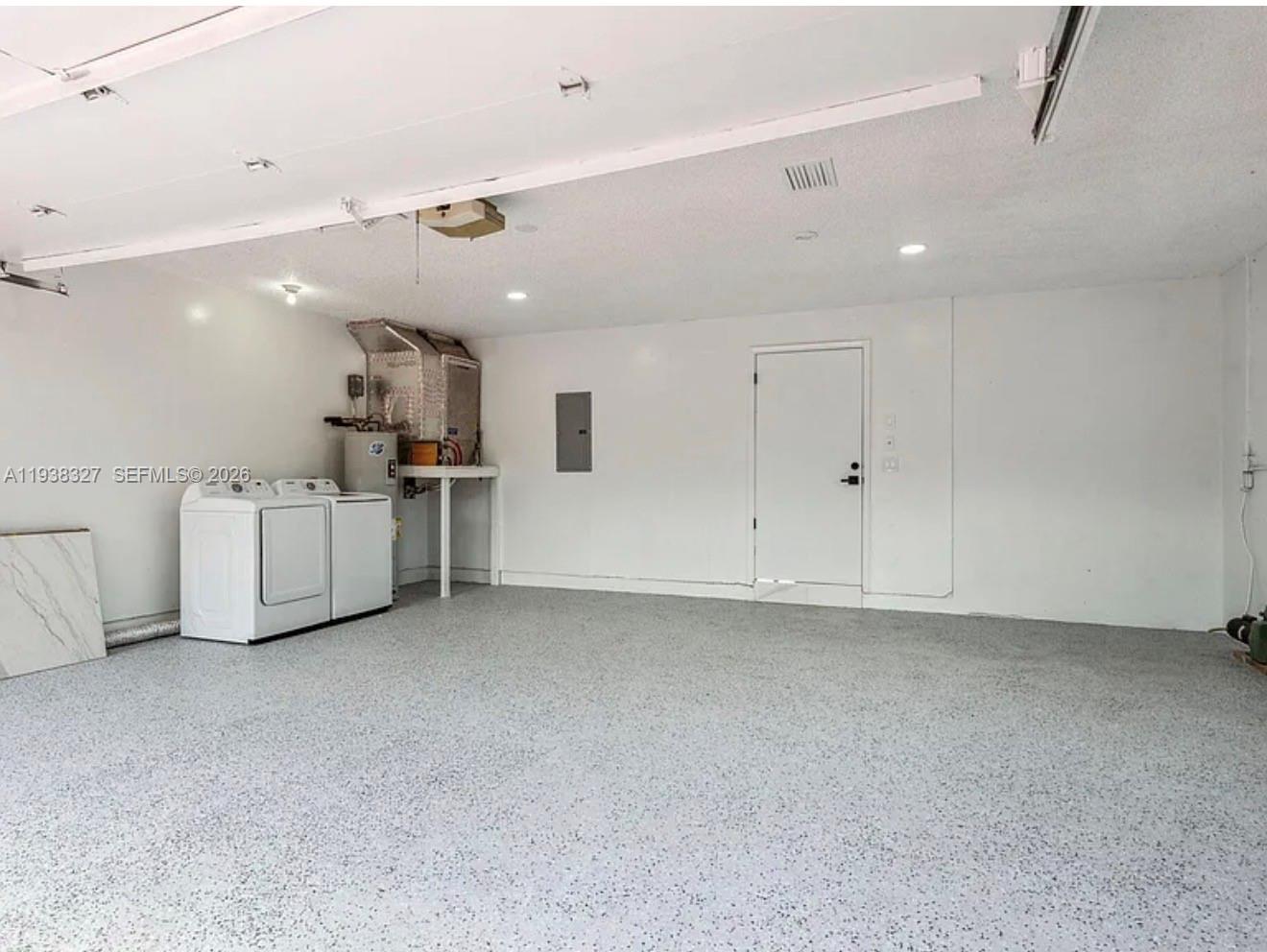 6800 SW 10th Ct Pembroke Pines, FL 33023