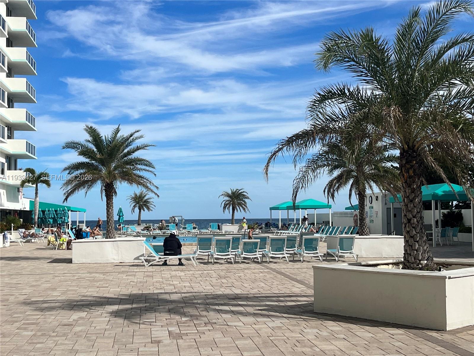 3725 S Ocean Dr #1421