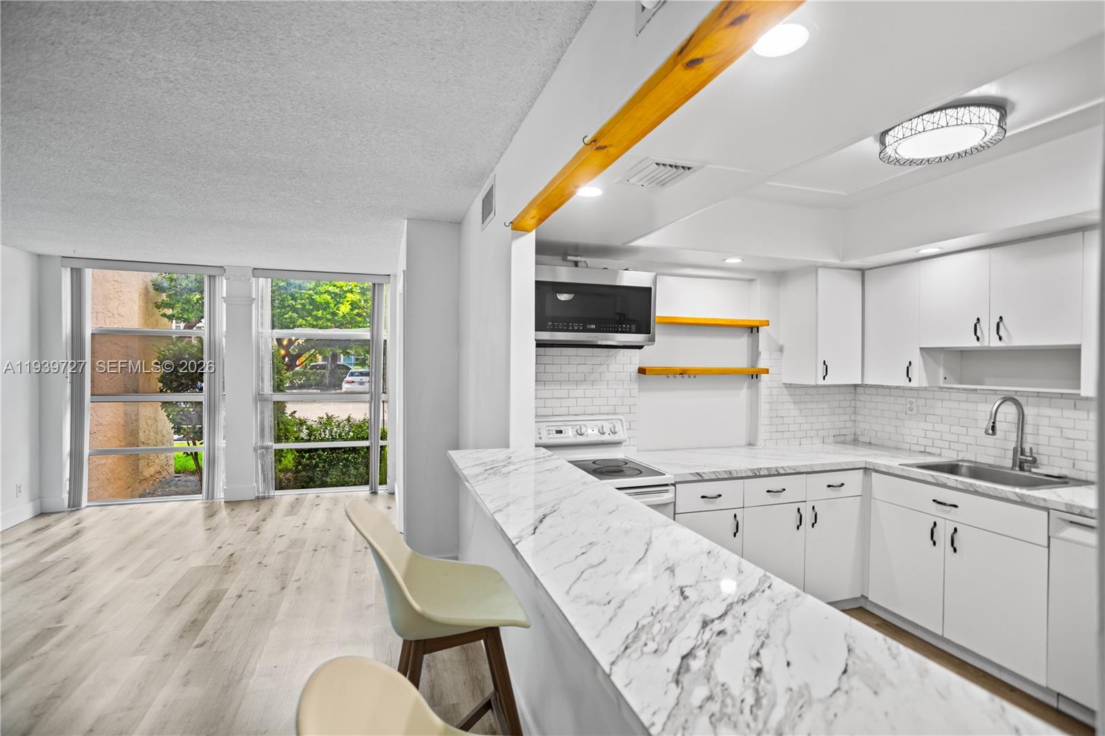 2101 Atlantic Shores Blvd #107 Hallandale Beach, FL 33009