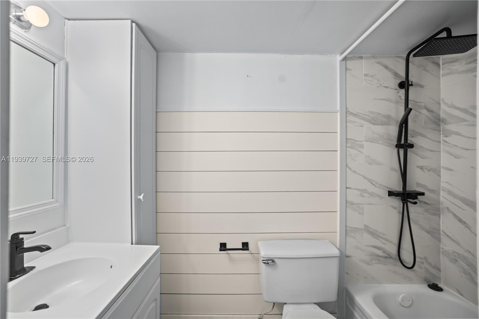 2101 Atlantic Shores Blvd #107 Hallandale Beach, FL 33009