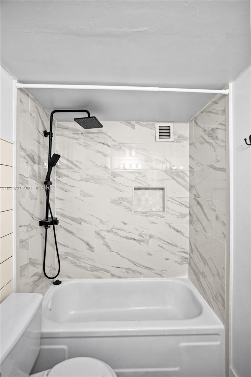 2101 Atlantic Shores Blvd #107 Hallandale Beach, FL 33009