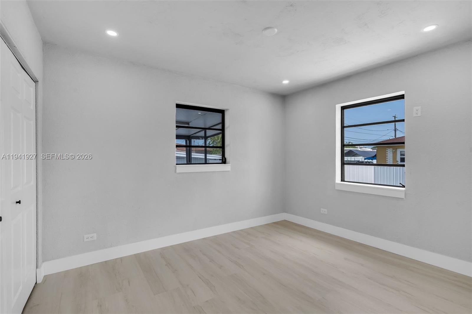 4485 E 8th Ave Hialeah, FL 33013