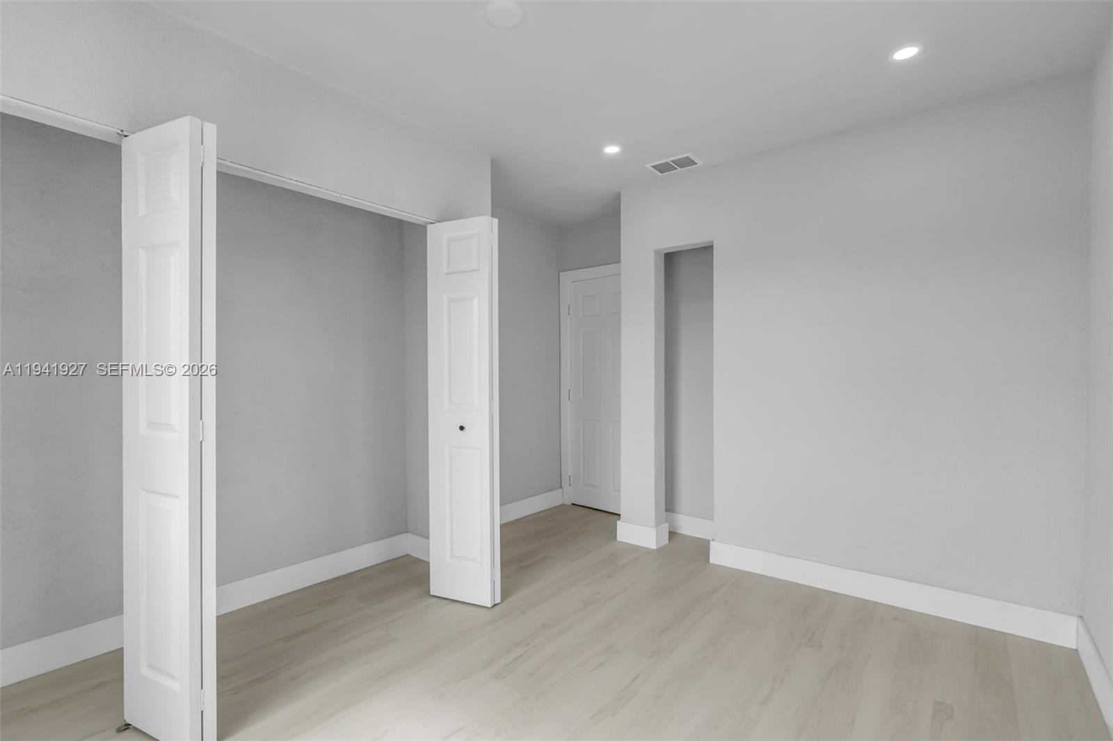 4485 E 8th Ave Hialeah, FL 33013