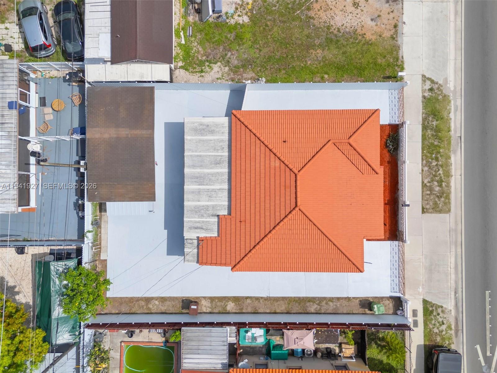 4485 E 8th Ave Hialeah, FL 33013