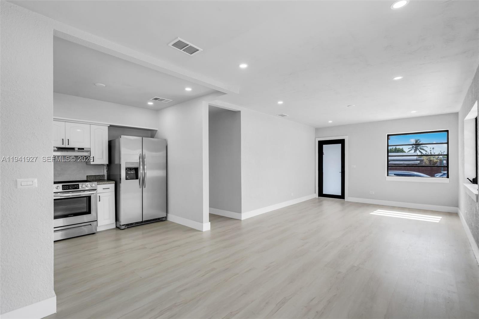 4485 E 8th Ave Hialeah, FL 33013