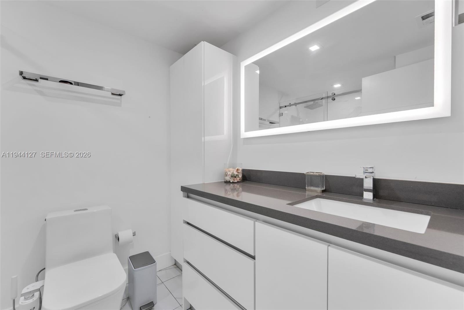 701 Brickell Key Blvd #1506 Miami, FL 33131