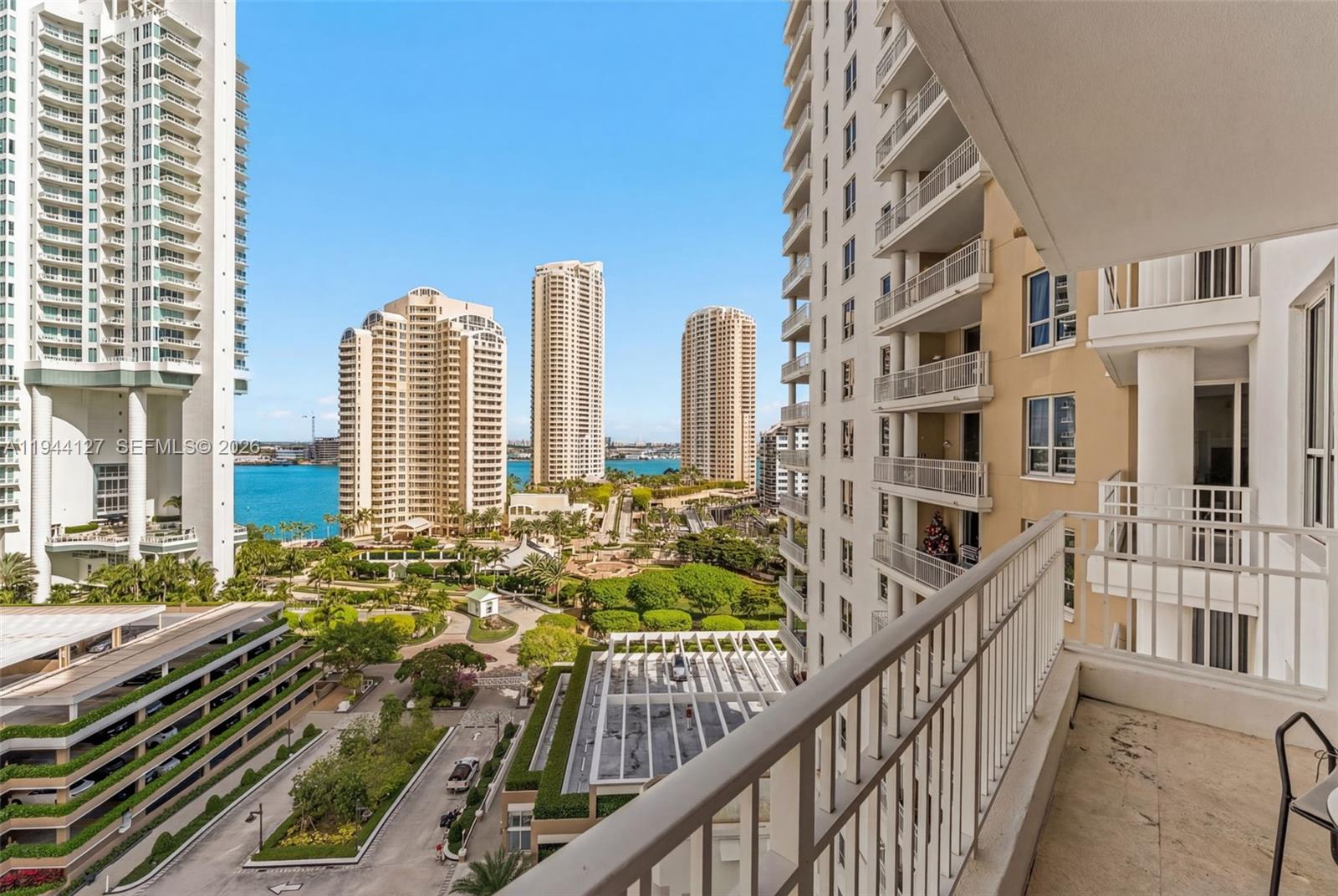 701 Brickell Key Blvd #1506 Miami, FL 33131