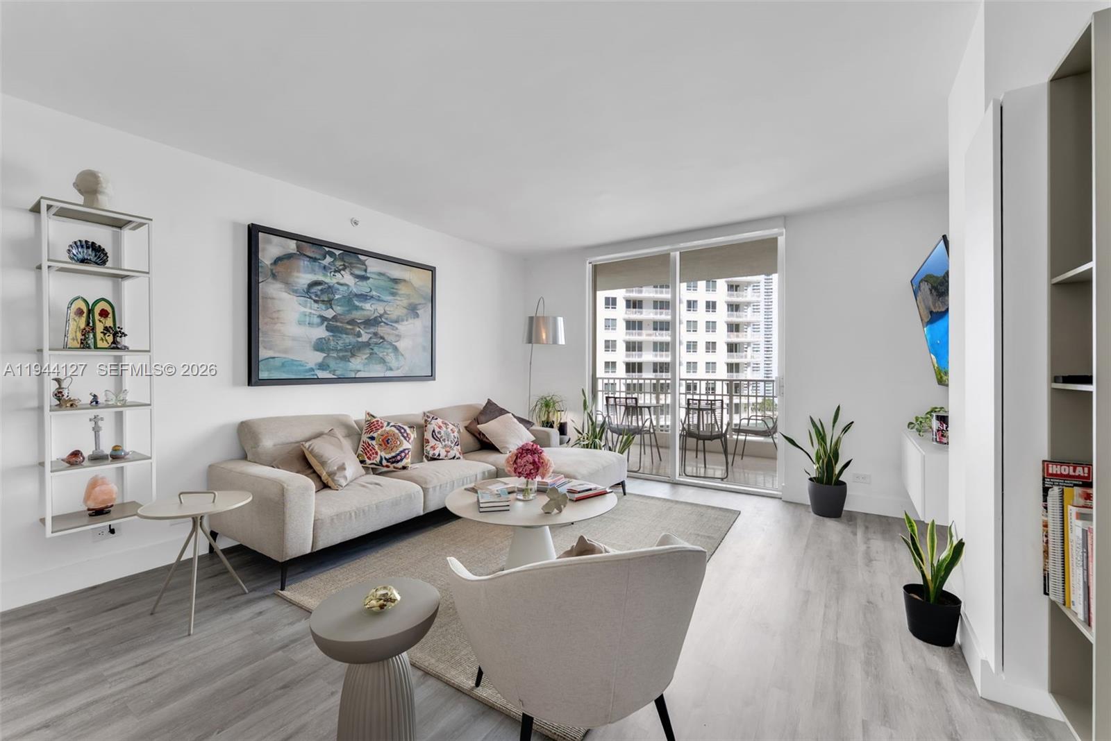 701 Brickell Key Blvd #1506 Miami, FL 33131