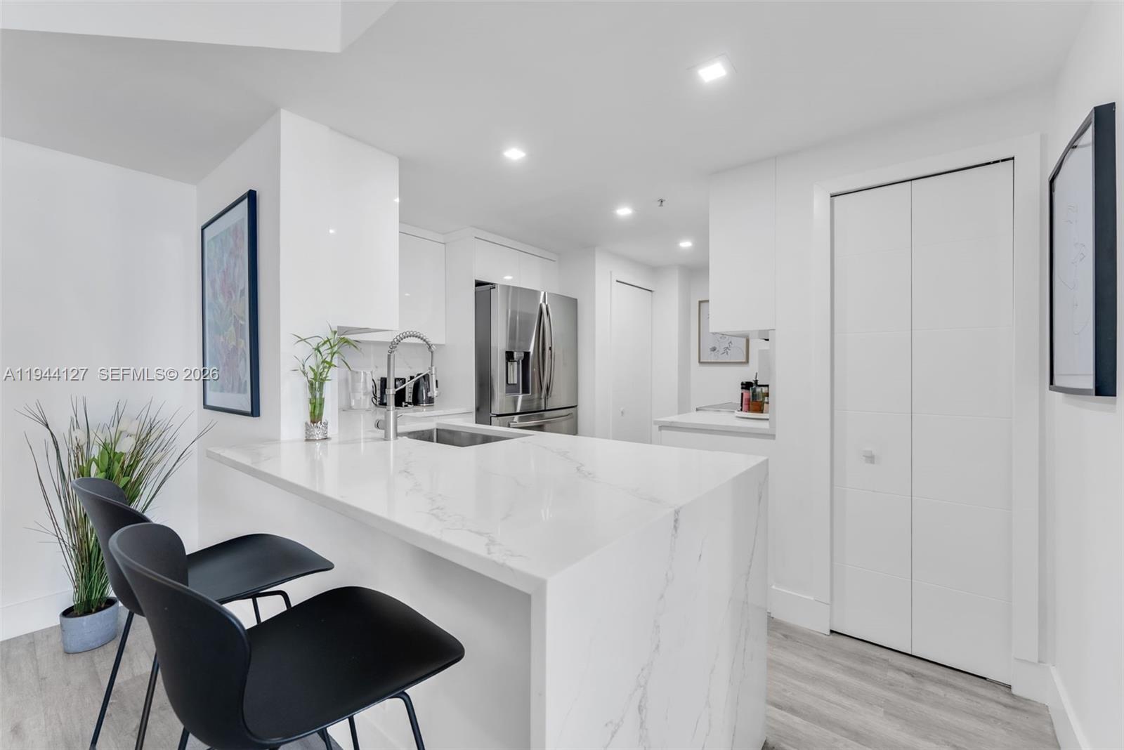 701 Brickell Key Blvd #1506 Miami, FL 33131