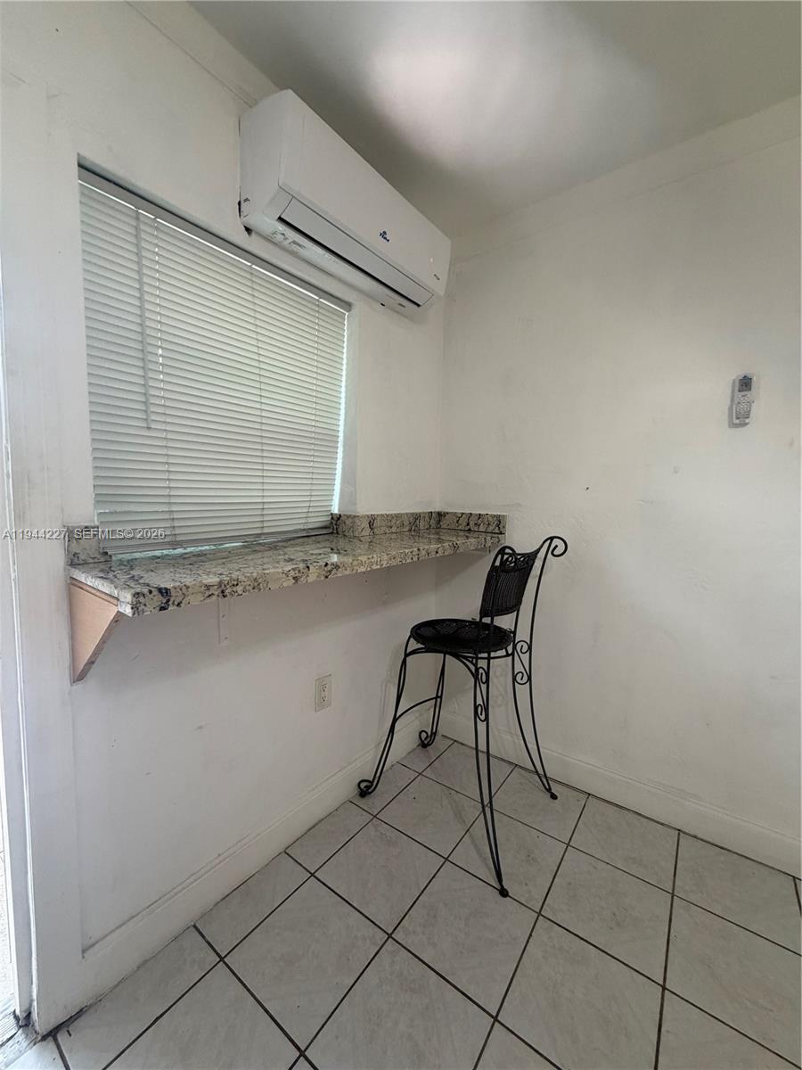 6XXX Dawson St #C Hollywood, FL 33023