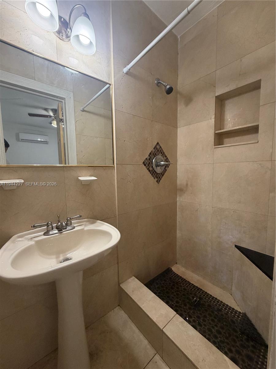 6XXX Dawson St #C Hollywood, FL 33023