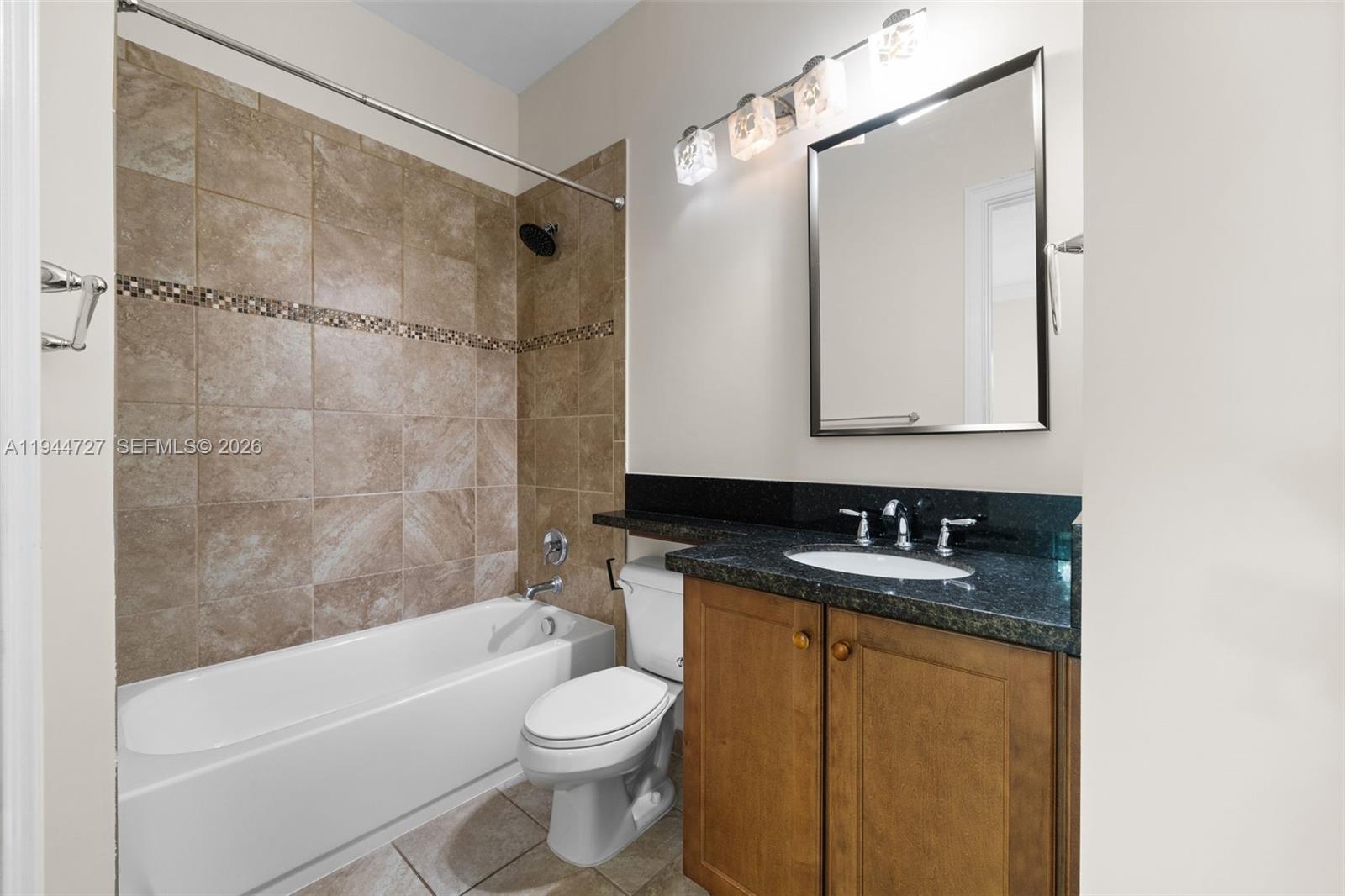 16796 Strasbourg Ln Delray Beach, FL 33446