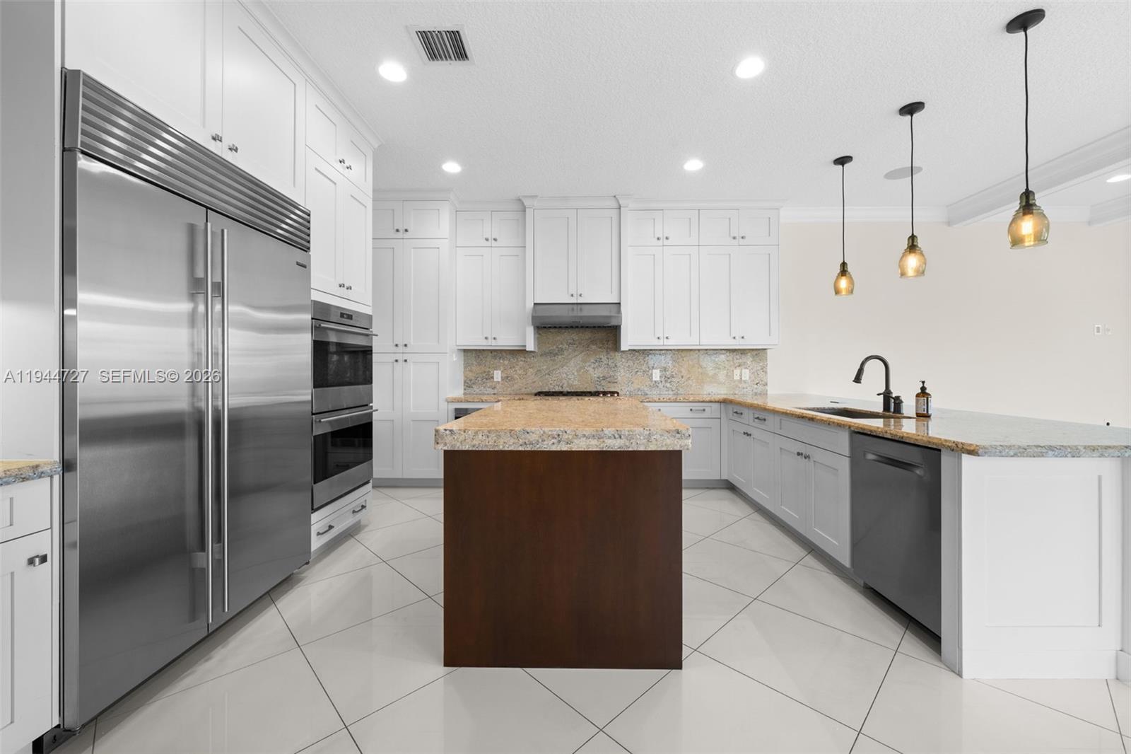 16796 Strasbourg Ln Delray Beach, FL 33446