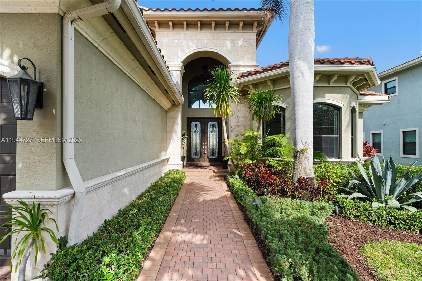 16796 Strasbourg Ln Delray Beach, FL 33446