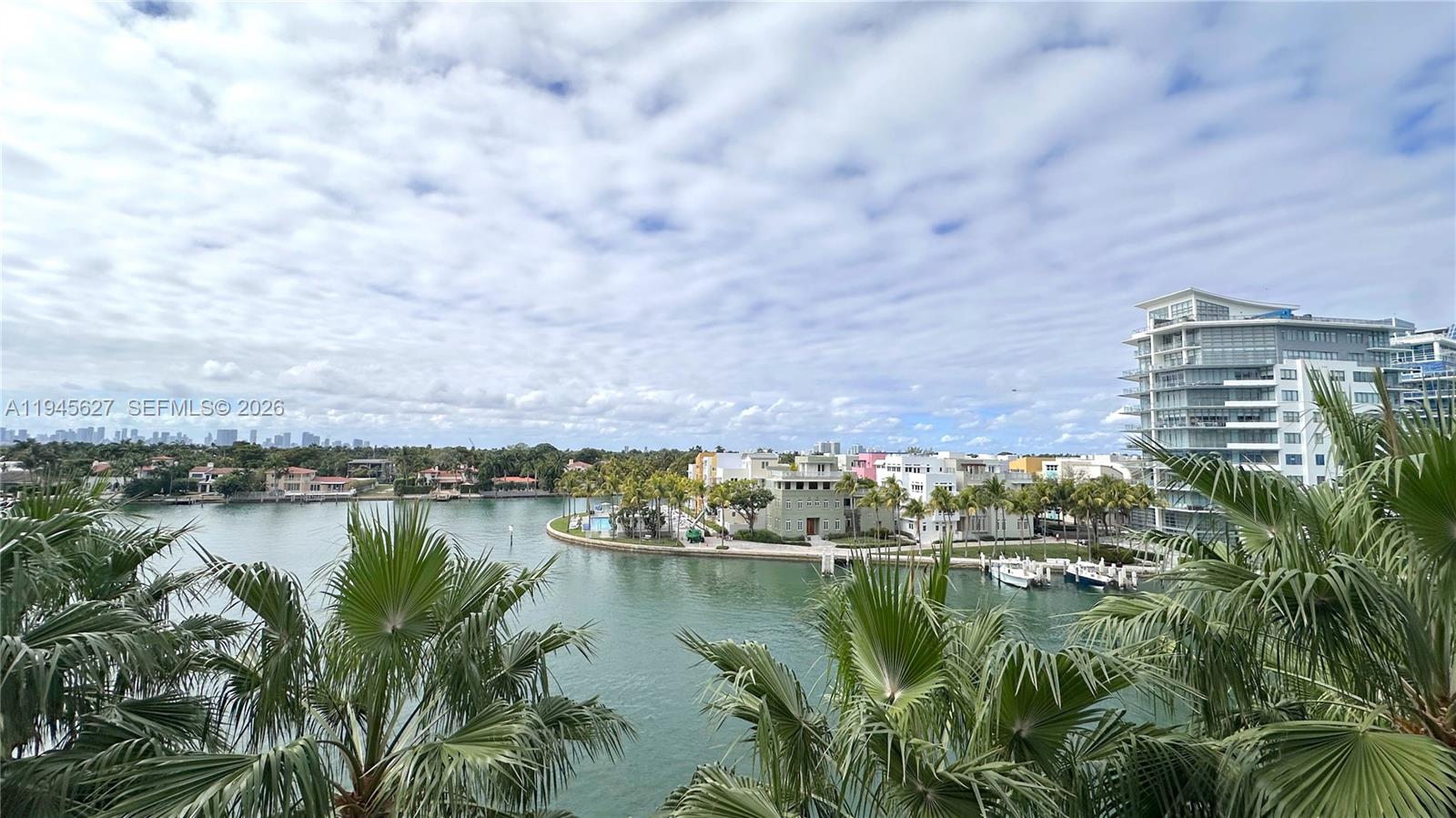 5900 Collins Ave #608