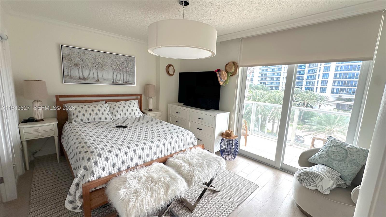 5900 Collins Ave #608 Miami Beach, FL 33140