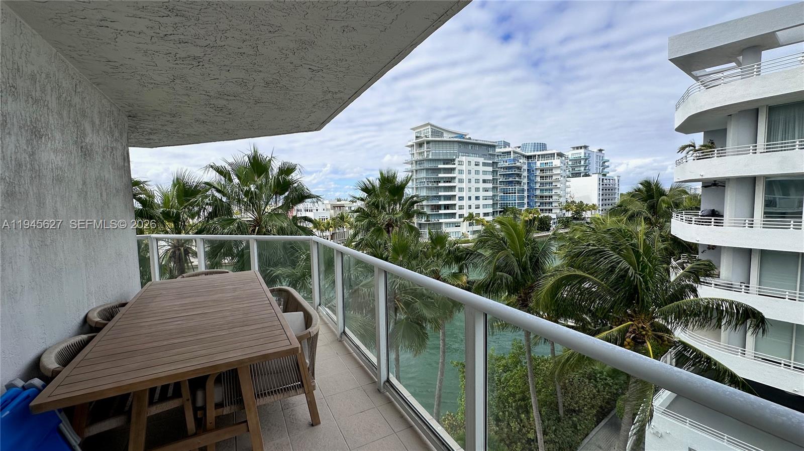 5900 Collins Ave #608 Miami Beach, FL 33140