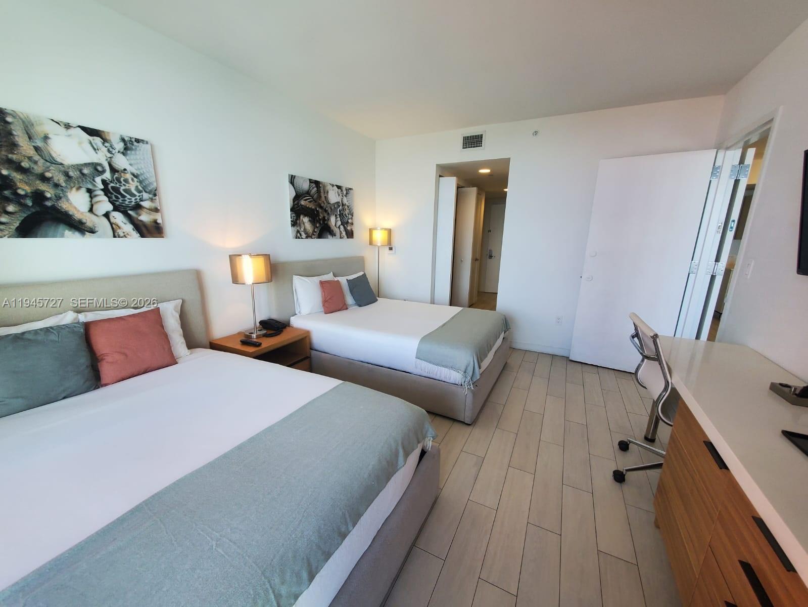 image Beachwalk Condominium15