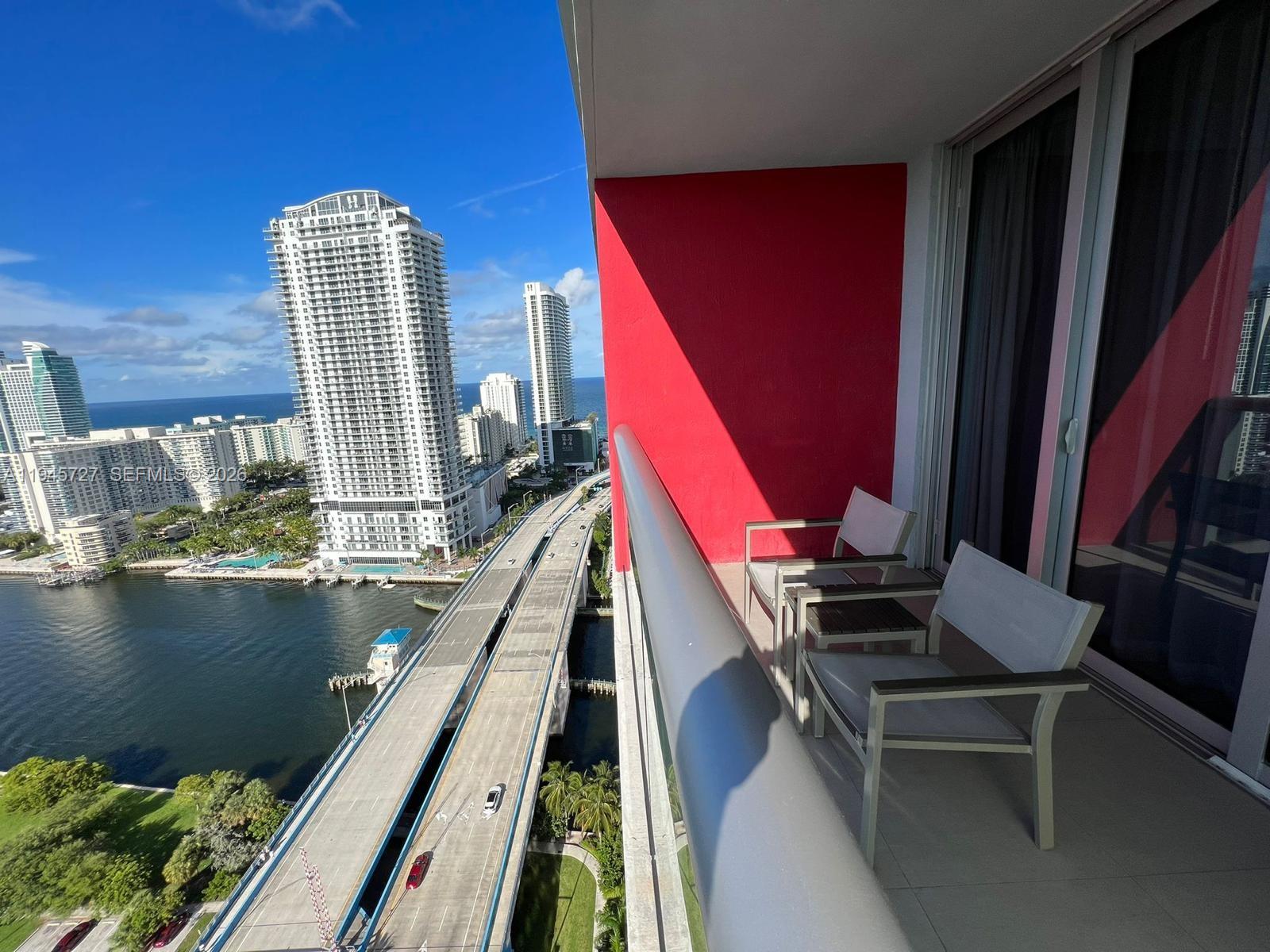 image Beachwalk Condominium2