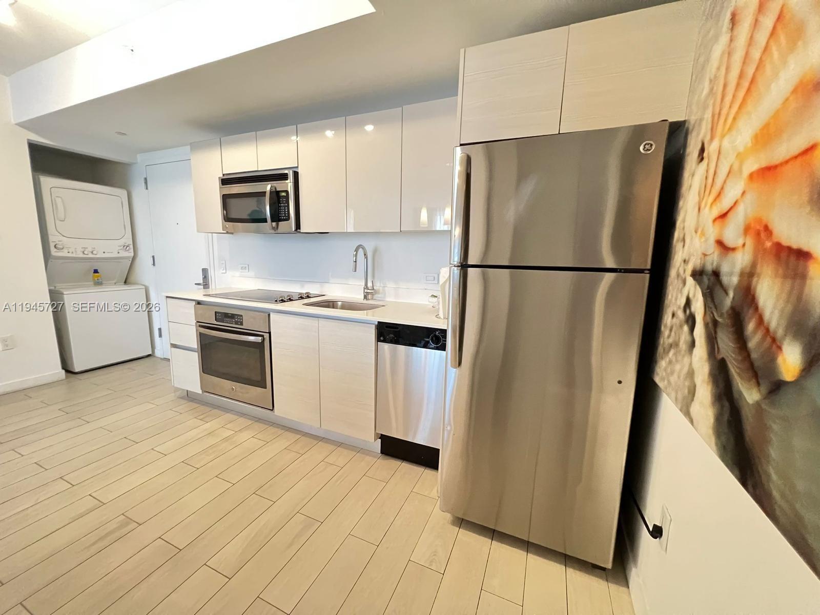 image Beachwalk Condominium8