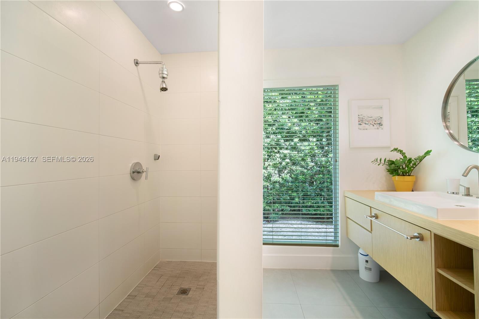 861 Harbor Dr Key Biscayne, FL 33149