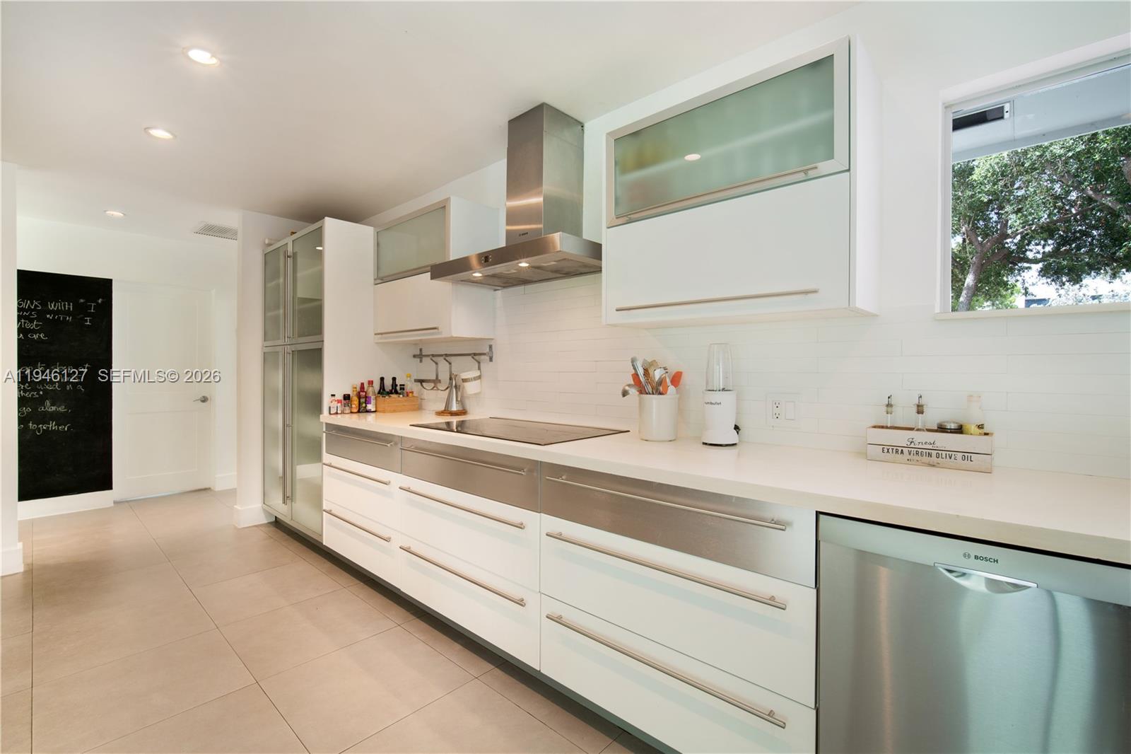 861 Harbor Dr Key Biscayne, FL 33149