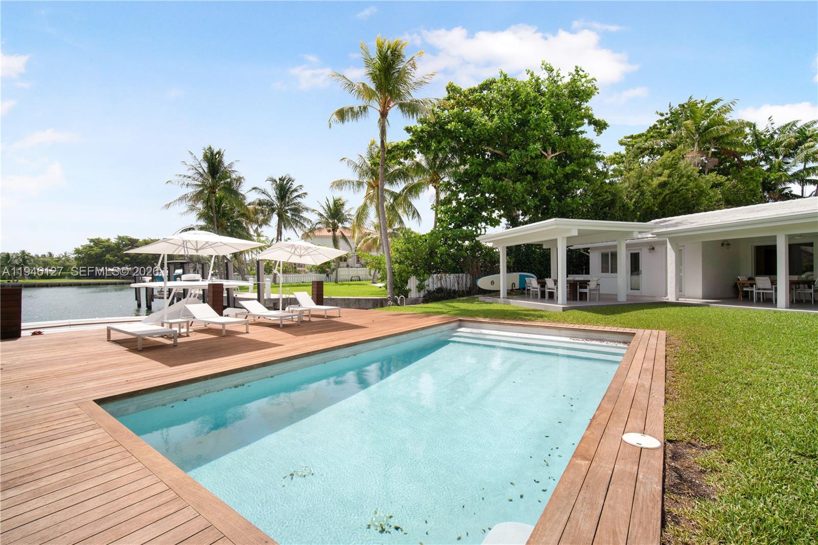 861 Harbor Dr Key Biscayne, FL 33149