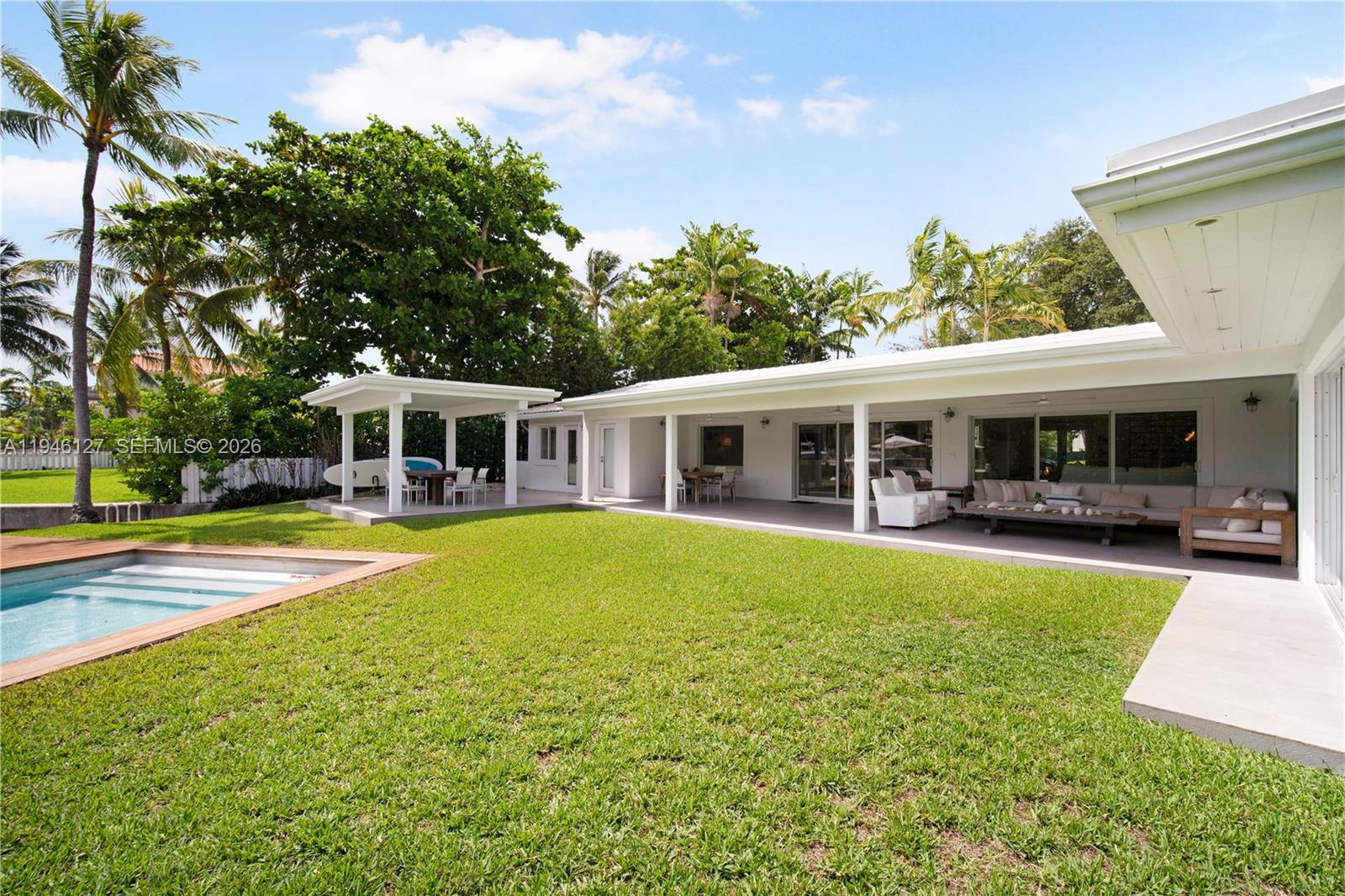 861 Harbor Dr Key Biscayne, FL 33149