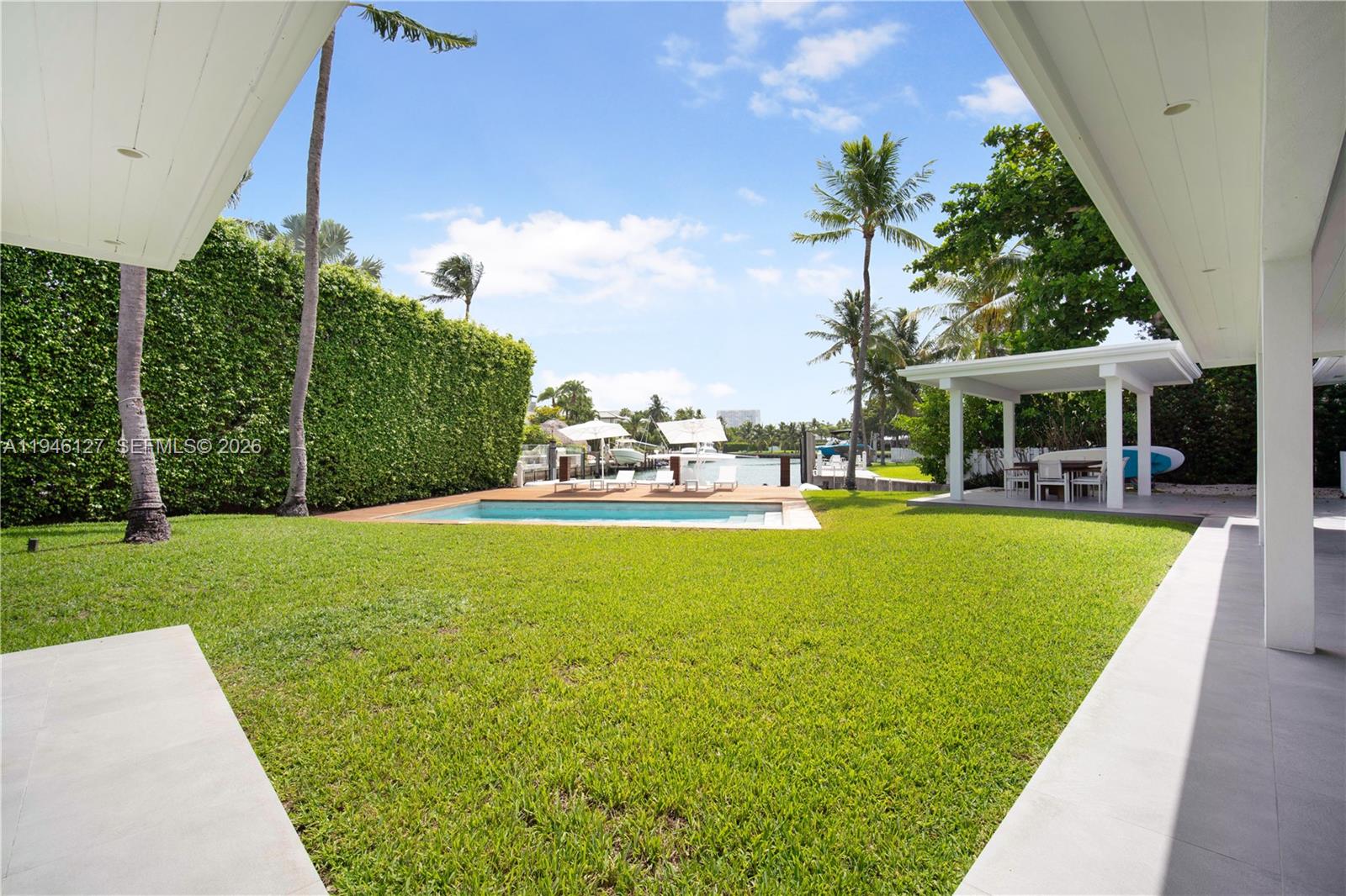 861 Harbor Dr Key Biscayne, FL 33149