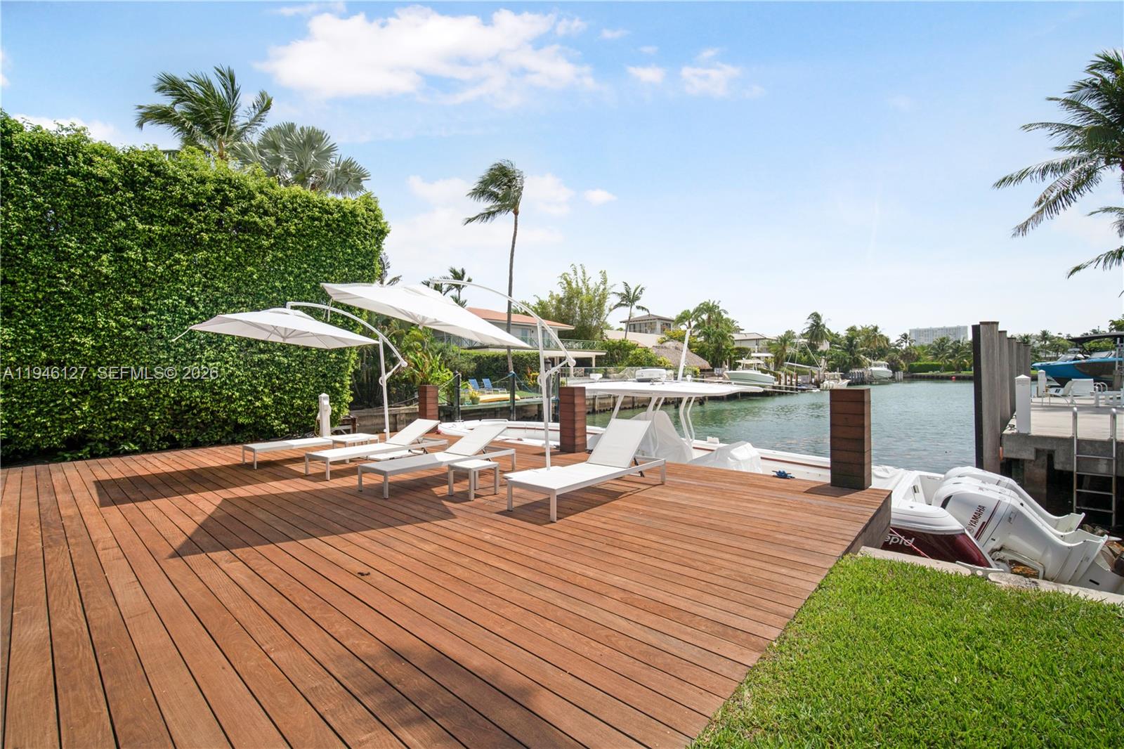 861 Harbor Dr Key Biscayne, FL 33149