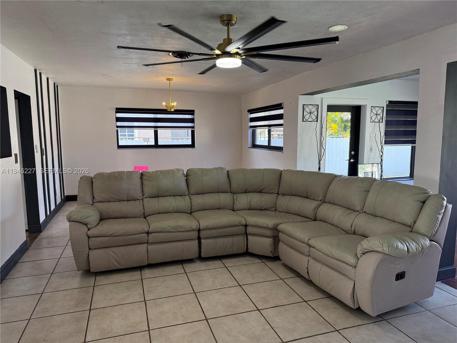 1241 NW 196th St Miami Gardens, FL 33169