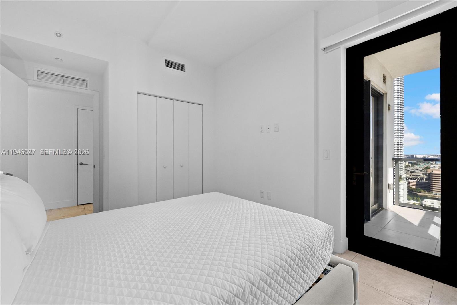 239 SW 9th St #2304 Miami, FL 33130